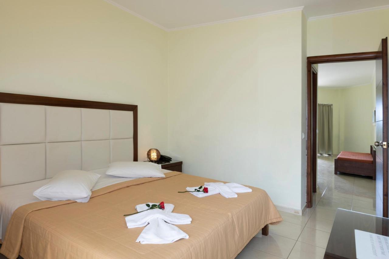 Sandy Suites Каламаки Экстерьер фото
